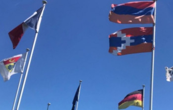 Fransanın bu şəhərində qondarma rejimin də “bayrağı” asılıb - FOTO